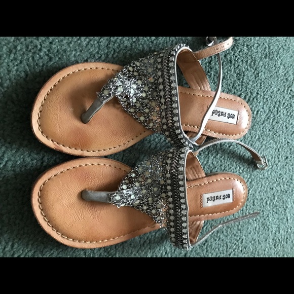Sandals - Picture 2 of 5